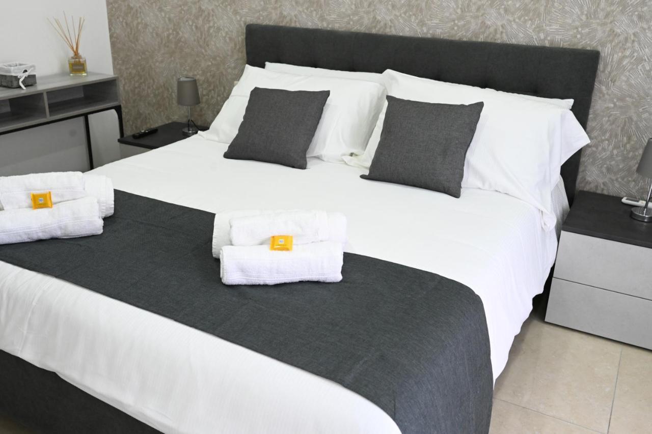 Solymar B&B เนเปิลส์ ภายนอก รูปภาพ