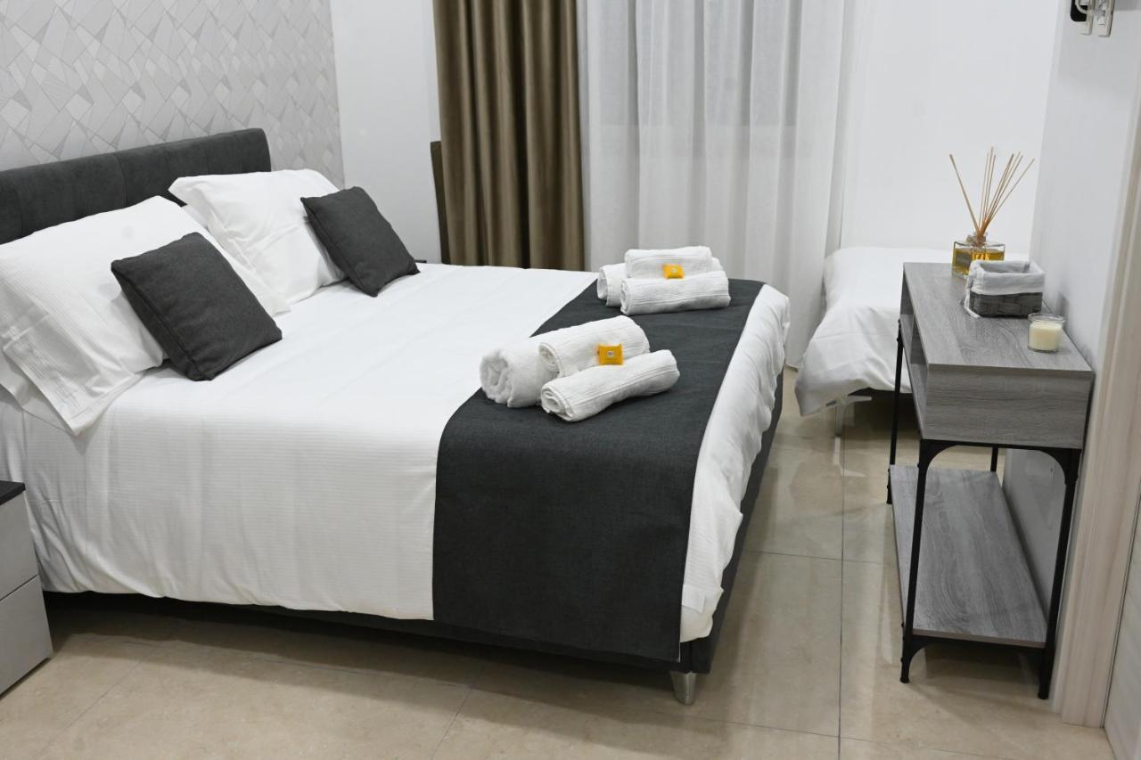 Solymar B&B เนเปิลส์ ภายนอก รูปภาพ